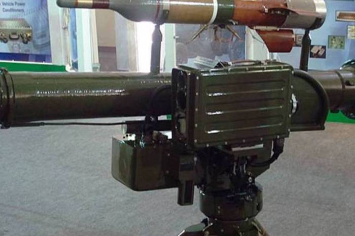 O míssil HJ-8 É fabricado atualmente no Paquistão.